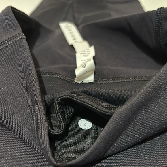 Lululemon Black Leggings Sz 2 - Picture 3 of 7